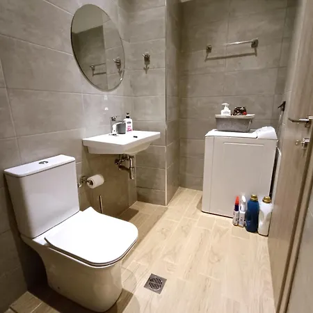 Giorgio Patrasso - Micro In The Center Of Apartman Pátra