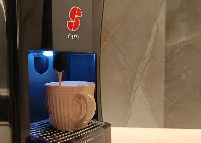 Giorgio Patrasso - Micro In The Center Of Apartamento