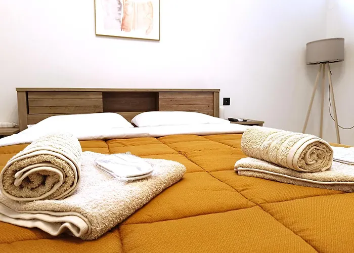 Giorgio Patrasso - Micro In The Center Of Apartamento